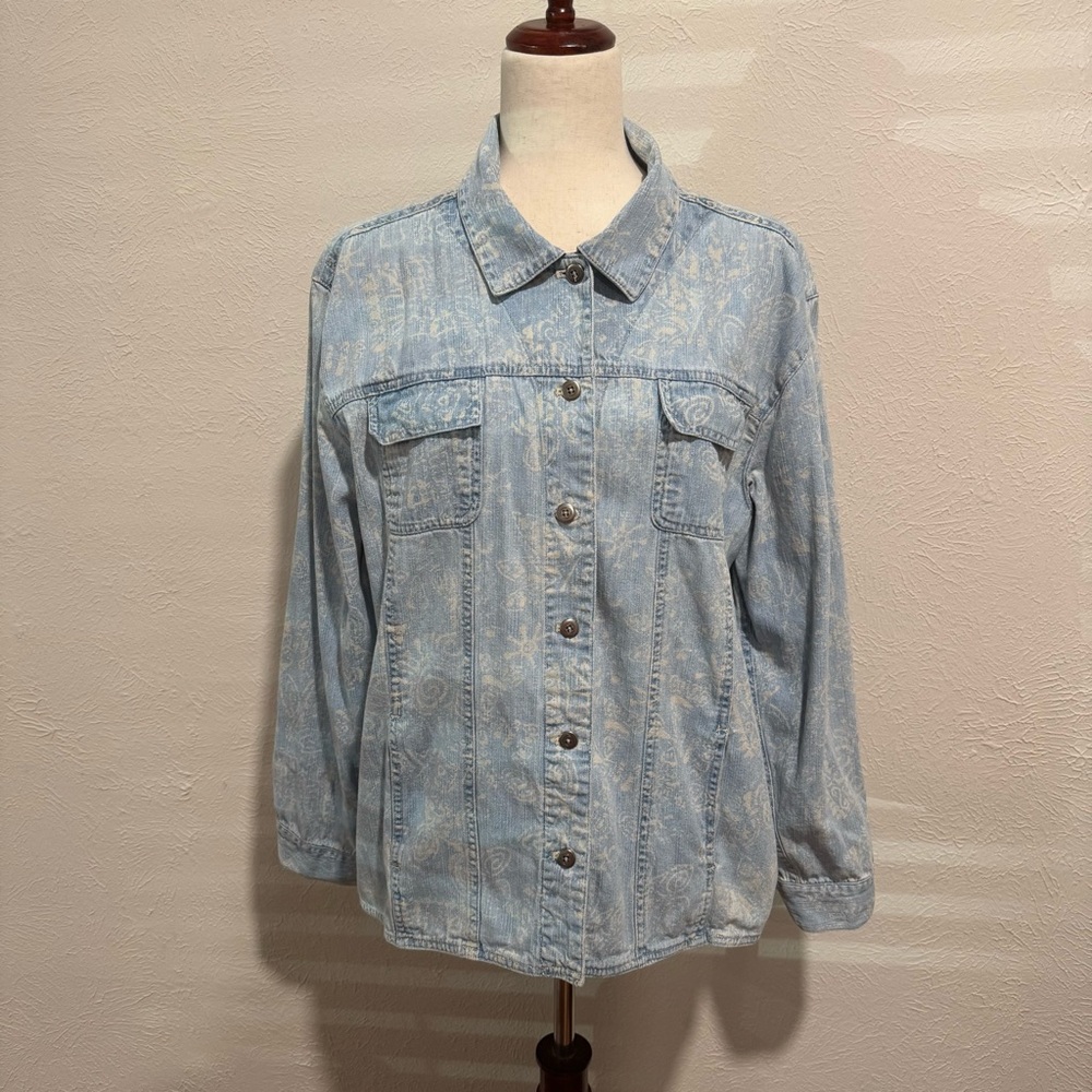 Chico’s Light Blue and Cream Denim Shirt Jacket Size XL (Chico’s 3)